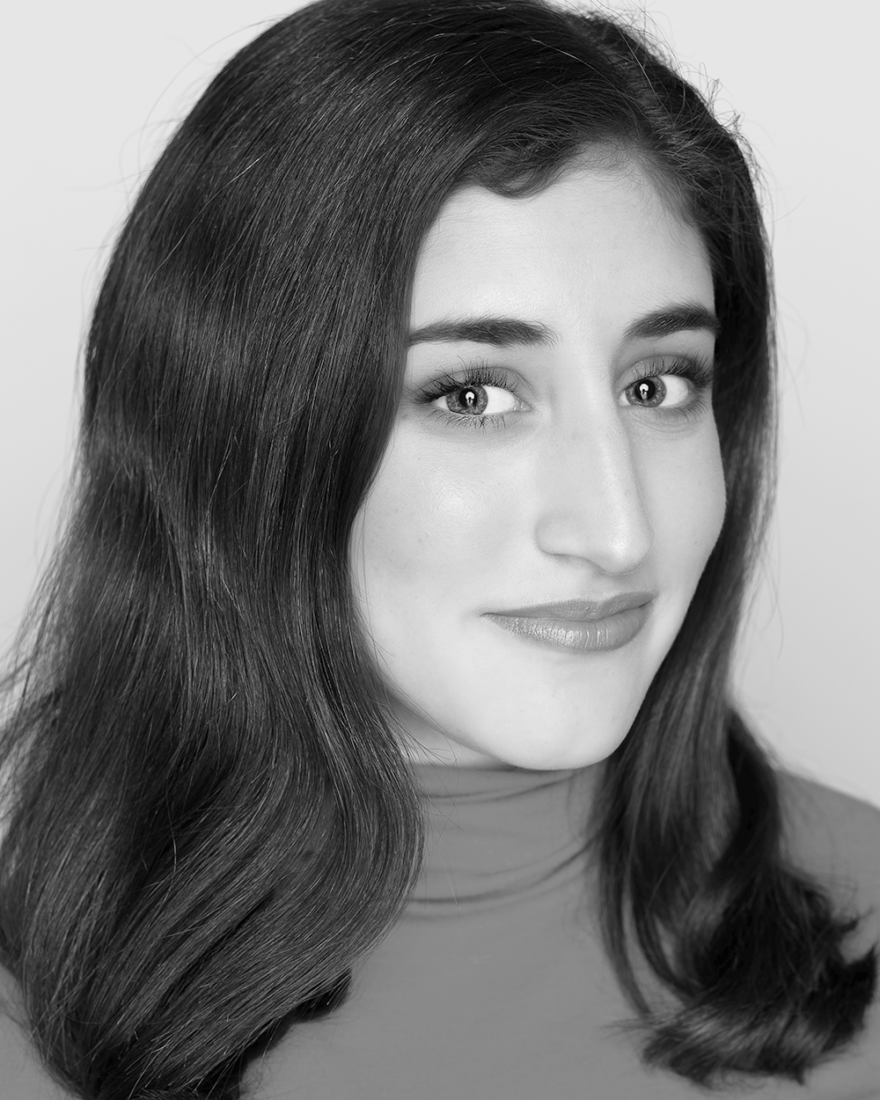 Lauren Fanger Headshot