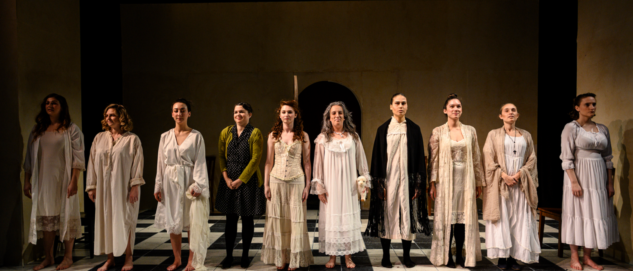 BernardaAlba_BlueBirdTheaterCoHero-1600x900