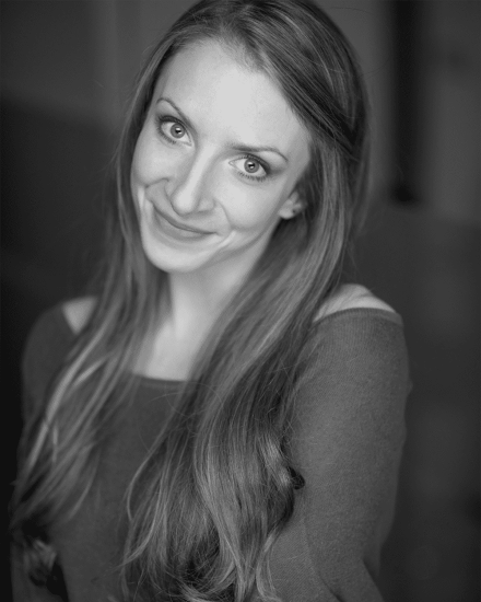 Christine-Treuhold_BW_1000x1250-880x1100