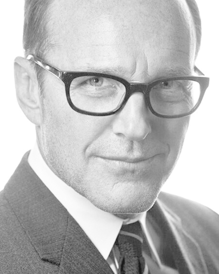 Clark-Gregg-880×1100 Clark-Gregg-880x1100