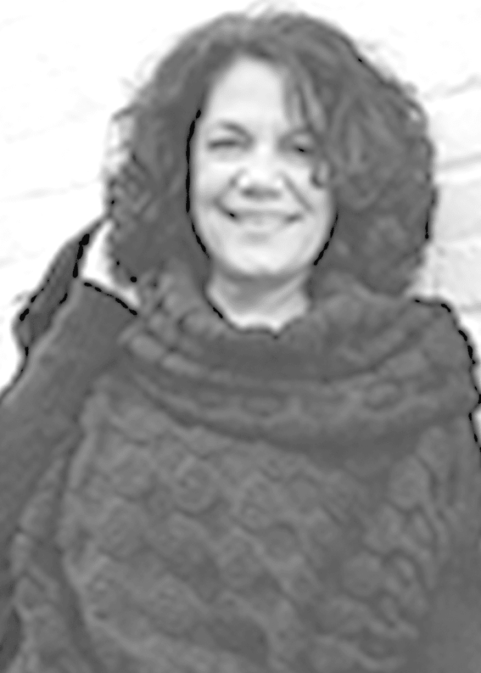 Diann-Sichel-270-x-240-880x1100