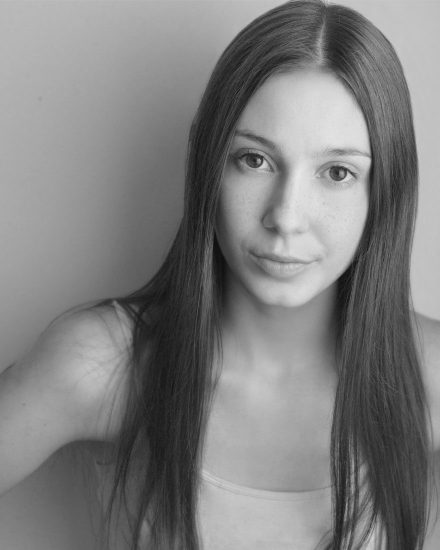 Dillon-Levine_Zoey_Mae-Web-880x1100