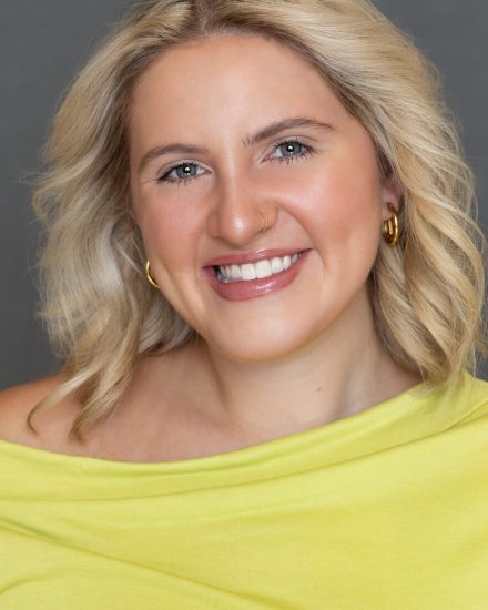 Ella-Warner-Headshot-2024-880x1100