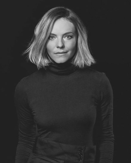 Eloise-Mumford-880×1100 Eloise-Mumford-880x1100