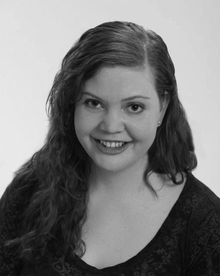 Genevieve-Moreland_BW_Web-880x1100