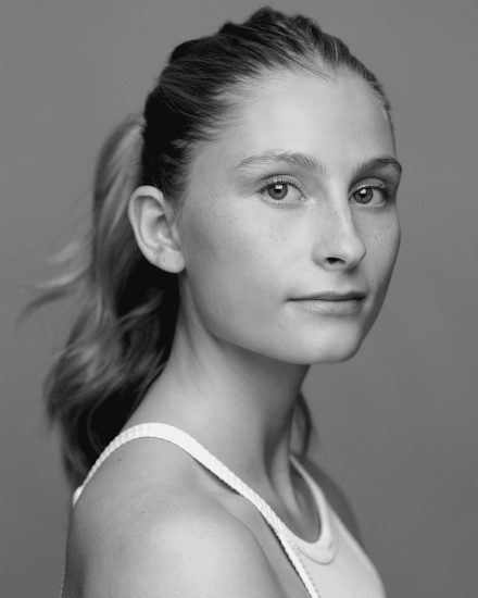 Grace-Rucci_BW_1000x1250-880x1100