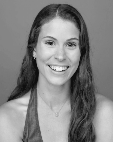 Jess-Mount-Headshot-880x1100