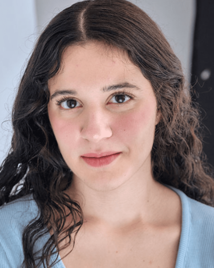 Lara-Rodriguez-880x1100-1