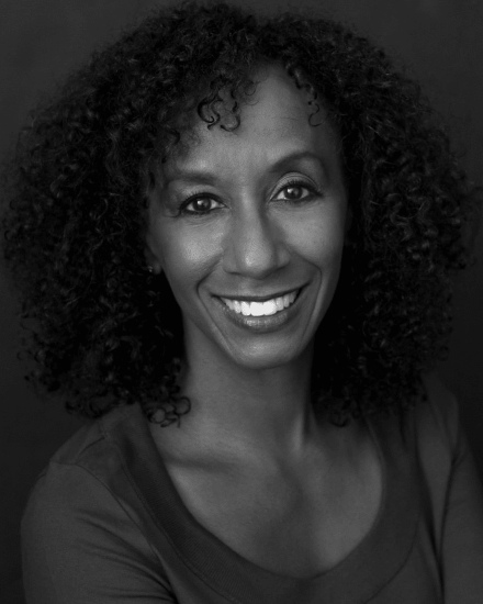 Leslie_Smithey-Lane-1-880x1100