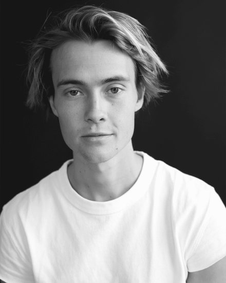 Max-Cattana_BW_1000x1250-880x1100