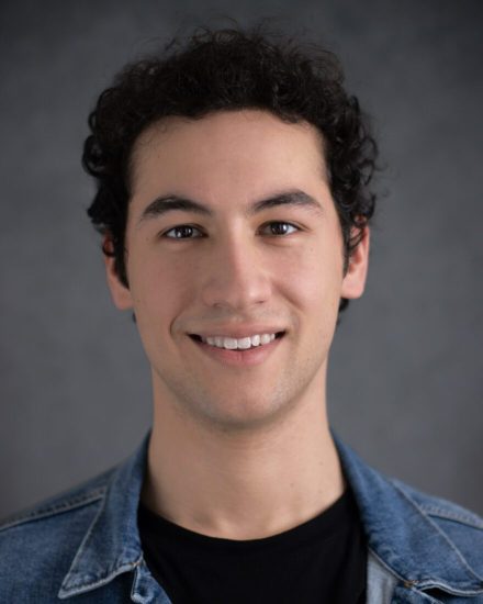 Noah-Headshot-1-Noah-Bloom-880x1100