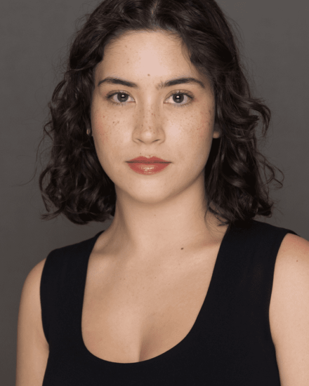 S24_HEADSHOT_Falkow_Elena-880x1100