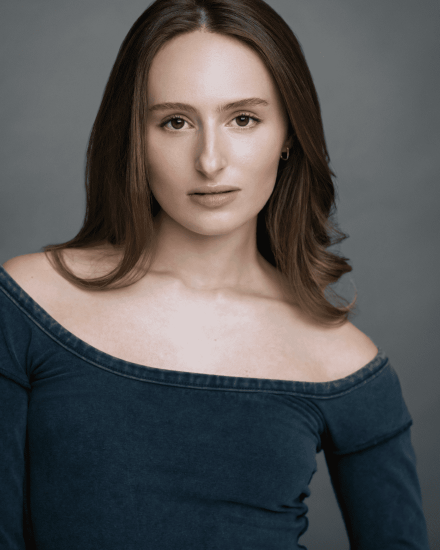 S24_HEADSHOT_Mendoza_Astrid-880x1100