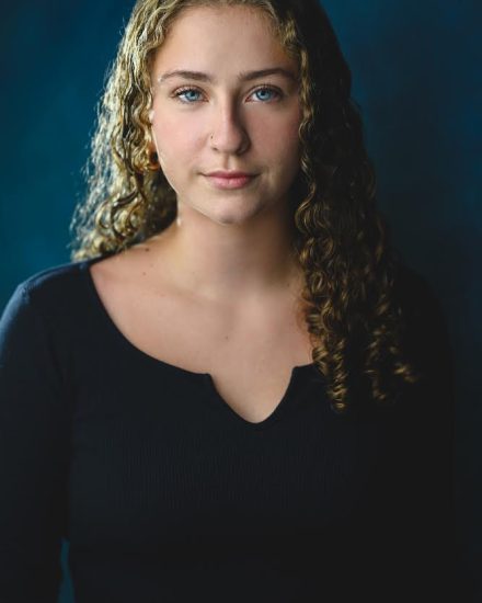 S24_HEADSHOT_Meo_Anna