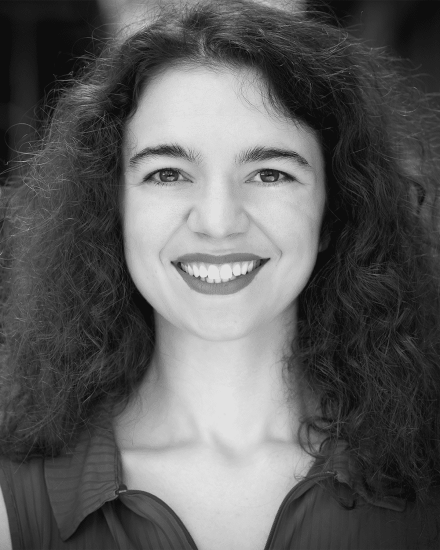 Sara-Santucci_BW_1000x1250-880x1100