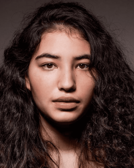 Sasha-Aronson-880x1100-1