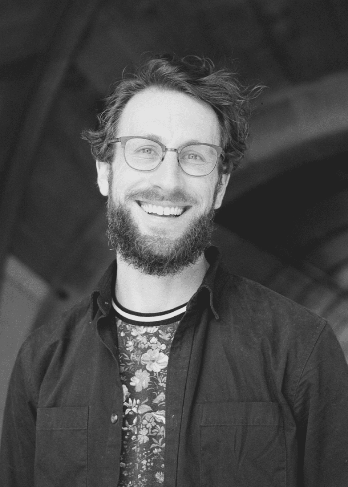 Tom-Costello-Headshot_1000x1250-880x1100