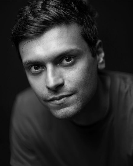 Usman-Akram-Web-880x1100