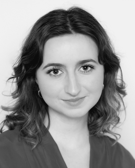 ZoeBourdin_BW-880x1100